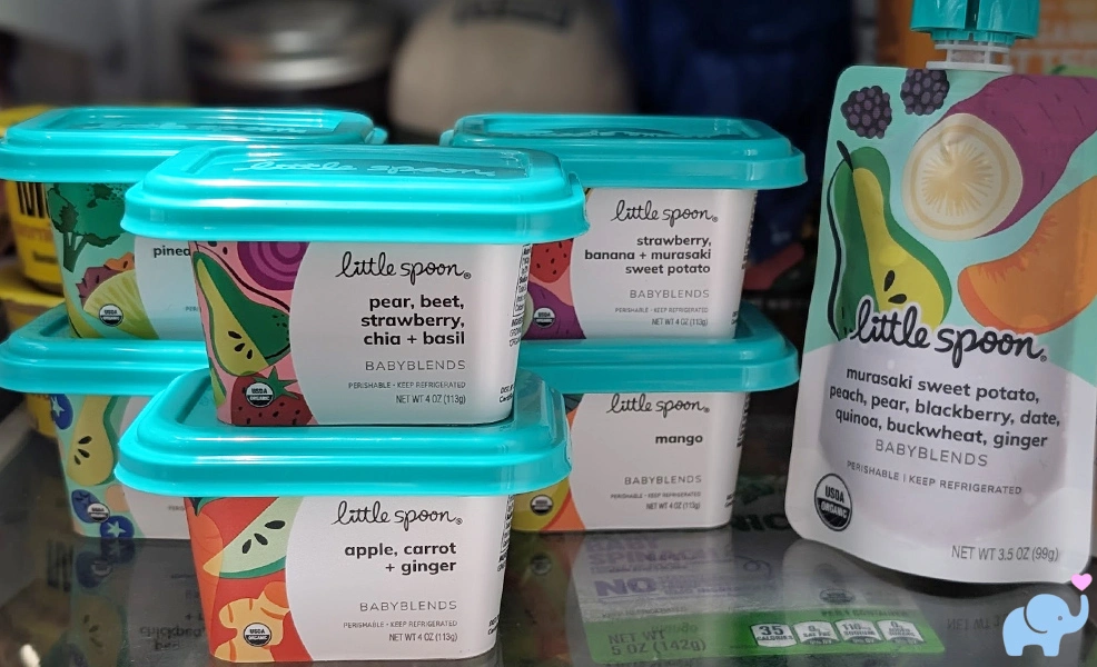 Little Spoon Babyblends in refrigerator