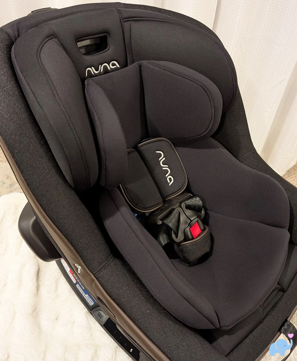 nuna revv maxx front view with infant inserts and head pillow